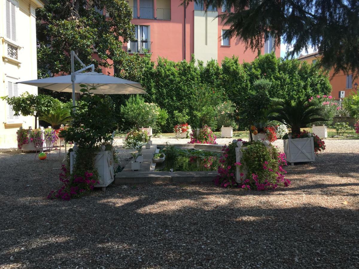 Via Mazzini Bed & Breakfast Bazzano Luaran gambar